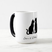 Chic Cat Silhouette Individuelle Name Schwarz & We Verwandlungstasse (Vorderseite Links)