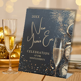 Chic Champagne Time New Year's Eve Party Sockelschild