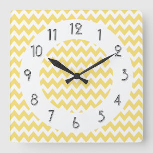 Chic Chevrons Pattern - Lemon White Quadratische Wanduhr
