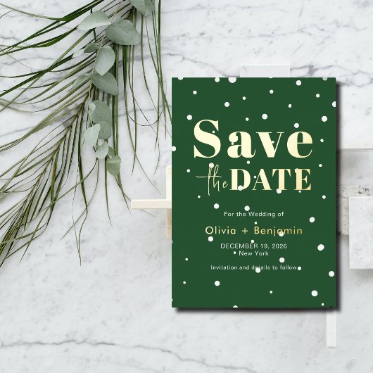 Chic Christmas Green Elegante Wedding Save the Dat Folieneinladung