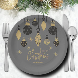 Chic Christmas Ornaments auf Grau Pappteller