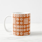 Chic Coffee Tasse: Welsh TapestPattern, Brick Red Kaffeetasse (Links)