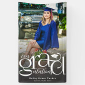 Chic Con-grad-ulations Foto Abschluss Banner (Vertikal)