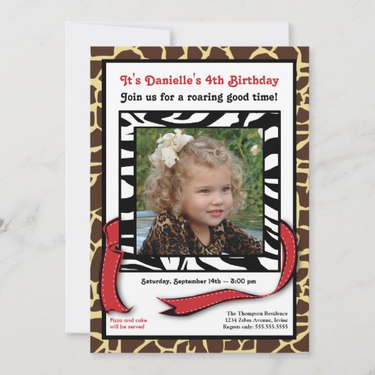 Chic Contemporary Animal Print Foto Geburtstag Einladung (Vorderseite)