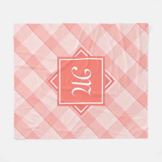 Chic Coral Kariert mit modernem Diagonal Monogramm Fleecedecke (Vorderseite (Horizontal))