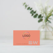 Chic Coral Light Grau mit Monogram Logo und Foto Visitenkarte (Stehend Vorderseite)