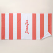 Chic Coral und White Stripes Personalisiert Strandtuch (Vorderseite)
