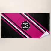 Chic cranberry pink schwarz-weiß Monogramm Strandtuch (Vorderseite)