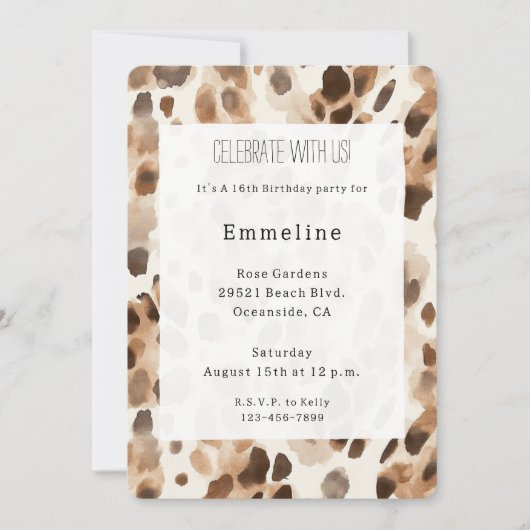 Chic Cream Brown Leopard Animal Print Birthday Einladung (Vorderseite)