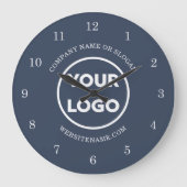 Chic Custom Business Logo und Text auf Navy Blue Große Wanduhr (Vorderseite)