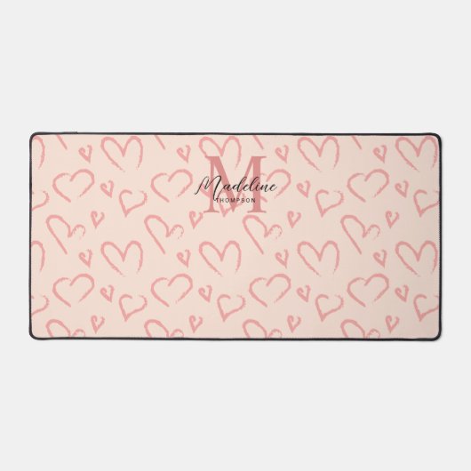 Chic Cute Blush Pink Heart Pattern Monogram Schreibtischunterlage (Vorderseite)