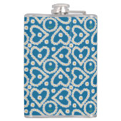 Chic Daisy Chains on Blue, Vinyl verpackte Hip Fla Flachmann (Rückseite)