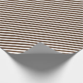 Chic Dark Coffee Brown White Stripes Muster Geschenkpapier (Ecke)