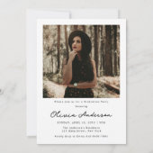 Chic Delicate White Script Foto Graduation Party Einladung (Rückseite)