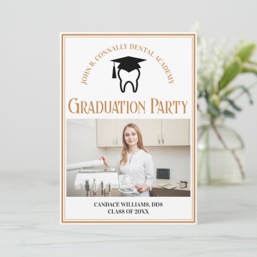 Chic Dental School Foto Custom Graduation Party Einladung (Stehend Vorderseite)