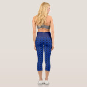 Chic Diamond Pattern - Navy und Blue Elegant Capri Leggings (Rückseite)