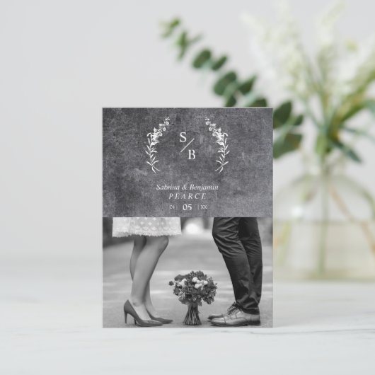 Chic Dirty Alternative Photo Chalkboard Wedding Dankeskarte (Stehend Vorderseite)