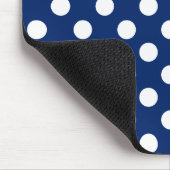 Chic Dunkelblau mit großen weißen Polka Dots Elega Mousepad (Ecke)