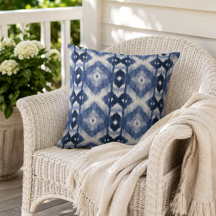 Chic dunkelblaue weiße Ikat-Stammeskunst-Muster Kissen
