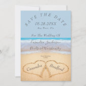 Chic Dusty Blue Beach Hochzeit Herz-Sand Hochzeit Einladung (Vorderseite)