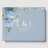 Chic Dusty Blue Floral Hydrangea Wedding Gästebuch (Vorderseite)