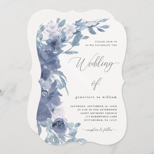 Chic Dusty Blue Floral mit Calligrafy Wedding Einladung (Vorne/Hinten)
