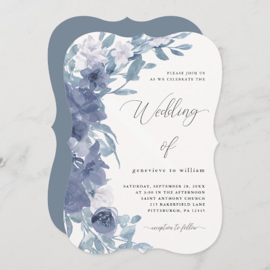 Chic Dusty Blue Floral mit Calligrafy Wedding Einladung (Vorne/Hinten)