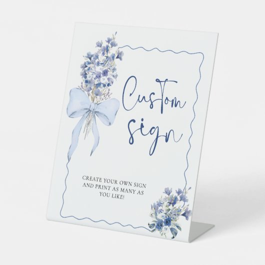 Chic Dusty Blue Ribbon Bow Custom Brautparty Sockelschild (Vorderseite)