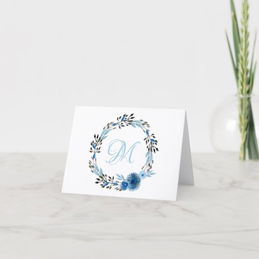 Chic Dusty Blue Rose Wreath Monogram (Vorderseite)