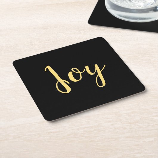Chic Elegant Formal Black Yellow Gold "Joy" Script Rechteckiger Pappuntersetzer (angewinkelt)