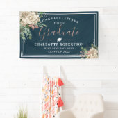 Chic Elegant Ivory & Blush Abschluss Banner (Insitu)
