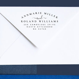 Chic Elegant Script Two Last Names Rücksendeadress Gummistempel