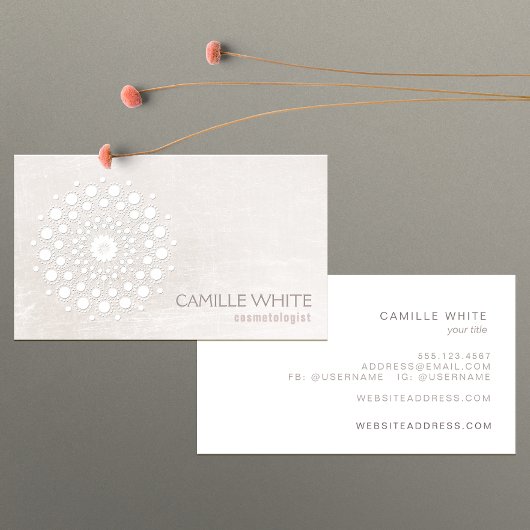 Chic Elegant White Circle Logo White Cosmetologe Visitenkarte