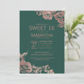 Chic Emerald Green Rose Gold Floral Sweet 16 Einladung (Stehend Vorderseite)