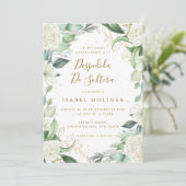 Chic Eucalyptus White Roses Spanisches Brautparty Einladung (Stehend Vorderseite)