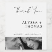 Chic Extra Minimalist Black & White Photo Wedding Weinetikett (Einzelnes Label)