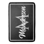 Chic Family Monogram Welcome Mat Schwarz-weiß Grau Badematte (Vorderseite Vertikal)