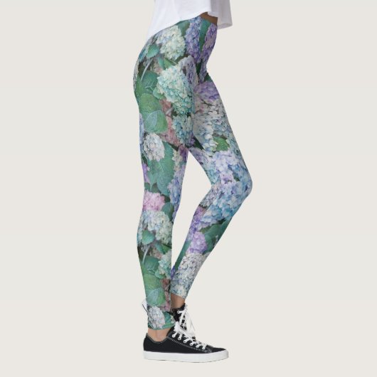 Chic Floral Blue Lila Hydrangea Muster Leggings (Rechts)