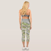 Chic Floral Lavendel Gray Hydrangea Muster Capri Leggings (Rückseite)