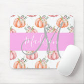 Chic Floral White Pink Peach Pumpkin Monogram Name Mousepad (Mit Mouse)