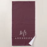 Chic Future Mr. Burgundy Monogram Strandtuch<br><div class="desc">Chic bordeauxrotes mit Monogramm Strandtuch mit dem Text Mr. in weißer, eleganter Schrift Kalligraphie. Sie können dieses luxuriöse Badetuch mit Ihrem verheirateten Namen anpassen. Perfekte Geschenkidee für das frisch verheiratete Paar mit dem passenden Strandtuch oder für das Brautparty. Exklusiv für Sie entworfen von Happy Dolphin Studio. Wenn Sie Hilfe oder...</div>