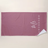 Chic Future Mr. Lila Cassis Monogram Strandtuch (Vorderseite)