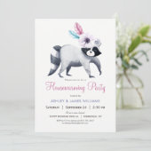 Chic Girl Raccoon Housewarming Party Einladung (Stehend Vorderseite)