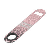 Chic Girly Pink Leopard Glitzer Image Speed Flaschenöffner (Rückseite Schrägansicht)