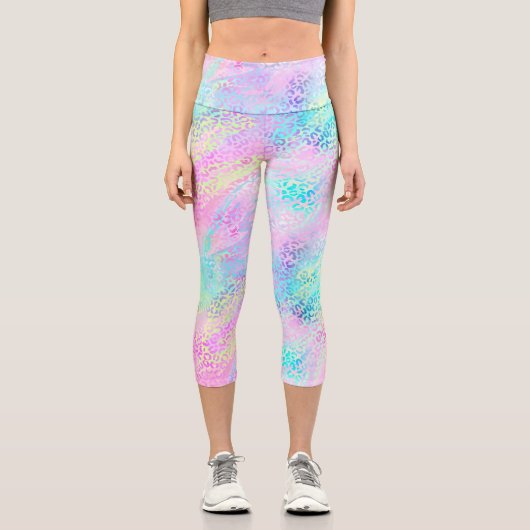 Chic Girly Rainbow Shimmer Leopard Print Capri Leggings (Vorderseite)