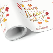 Chic Give Danke Fall Rustic Erntedank Monogram Geschenkpapier (Rolleneckpunkt)