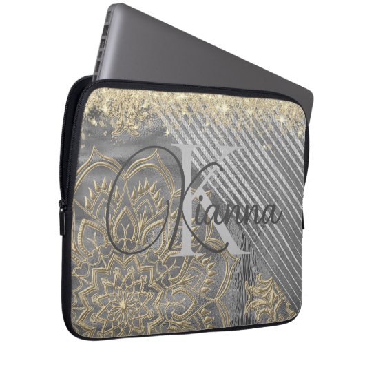 Chic Glittery Mandala Monogram Laptop Sleeve (Vorne Rechts)