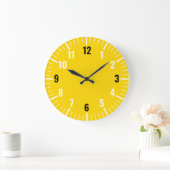 Chic Gold analoge Uhr mit Zahlen (Zuhause)