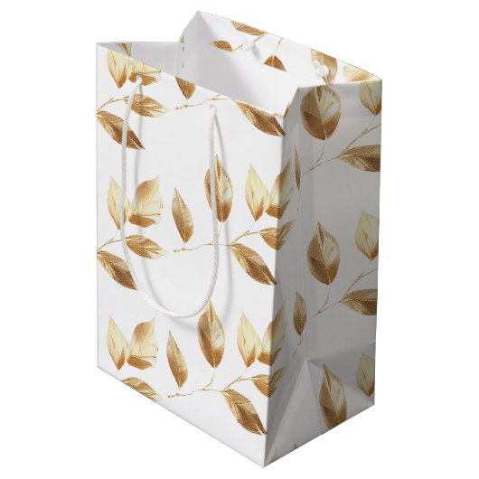 Chic Gold Blätter Wedding Mittlere Geschenktüte (Rückseite Schrägansicht)