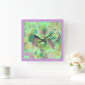 Chic Gold Butterfly Pistachio Violet Quadratische Wanduhr (Zuhause)